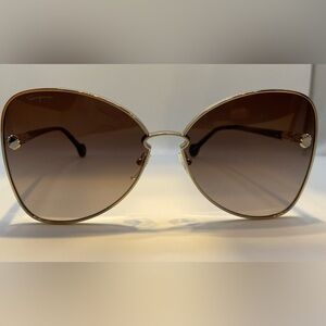 NWOT Salvatore Ferragamo Butterfly Sunglasses SF184S 704 Gold/Brown Gradient